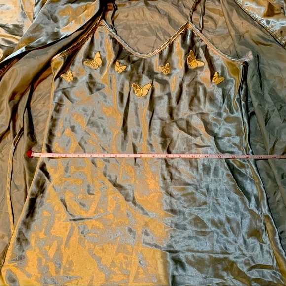 Vintage Slip & Robe Set - Picture 5 of 7